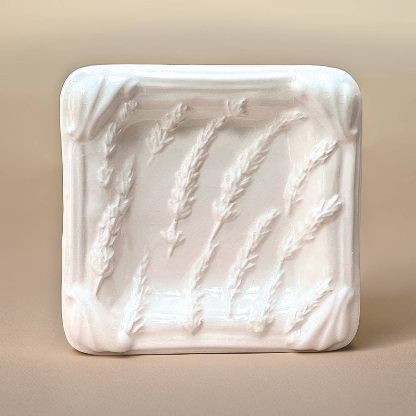 Lavender Soap Dish in White